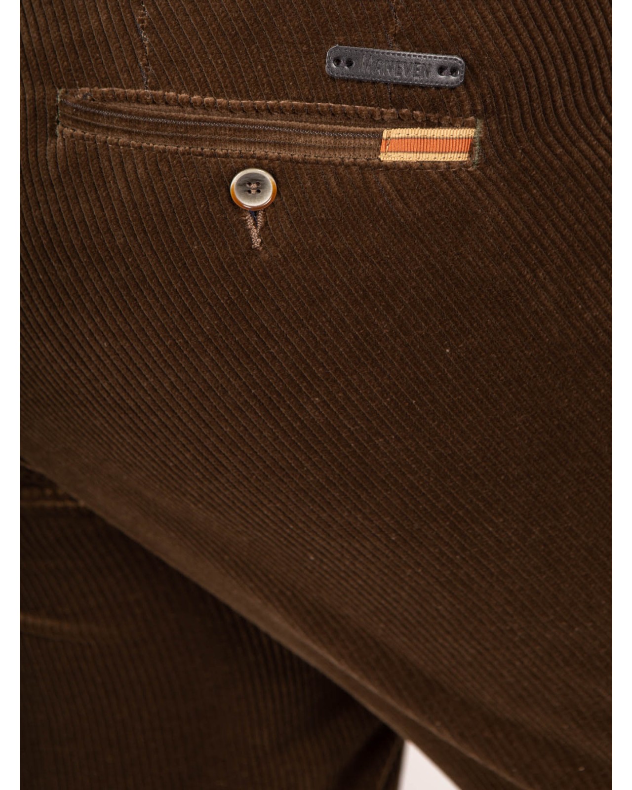 Pantalon chino Maneven en velours grande taille beige