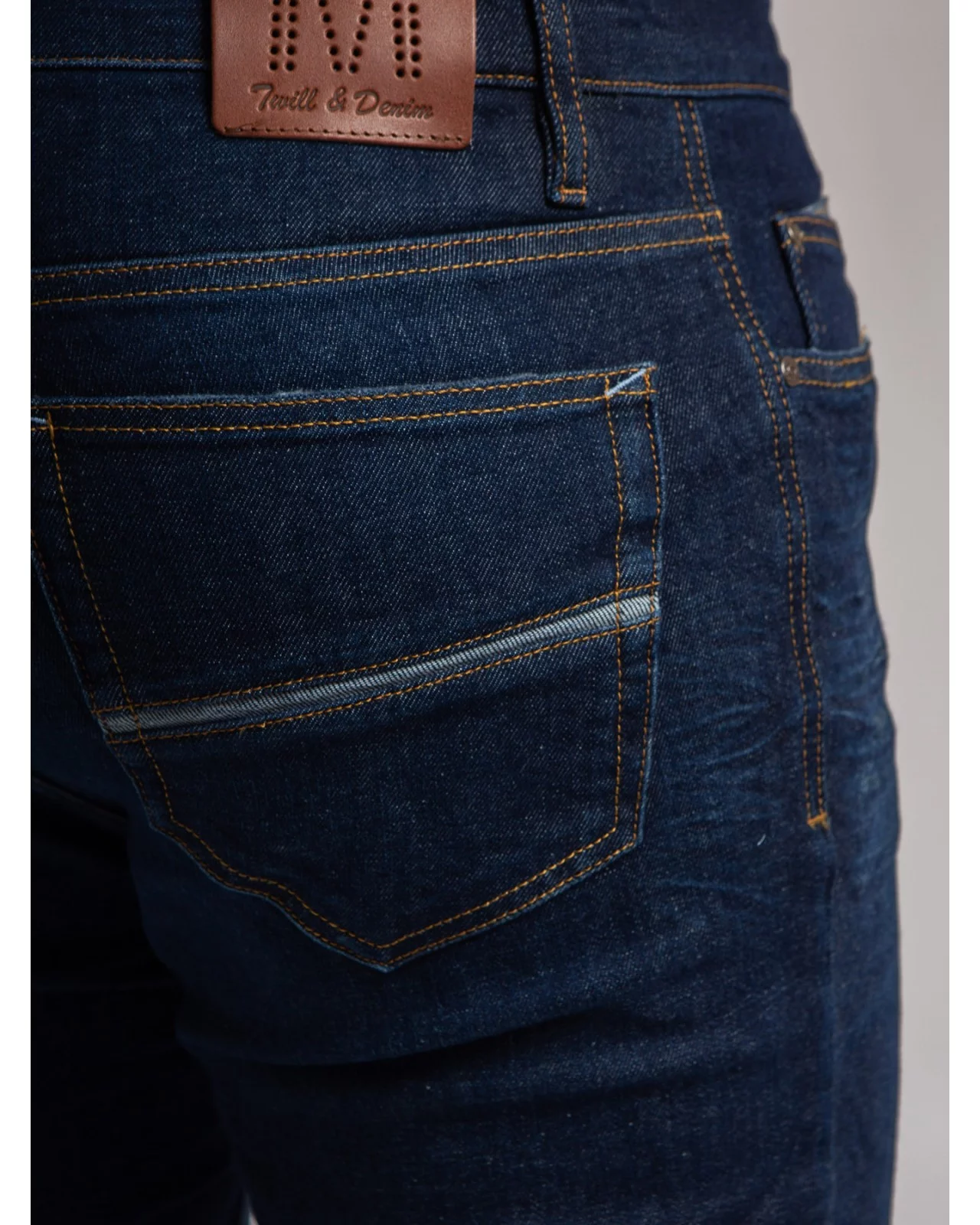 Jean Maneven bleu foncé grande longueur de jambe 38US