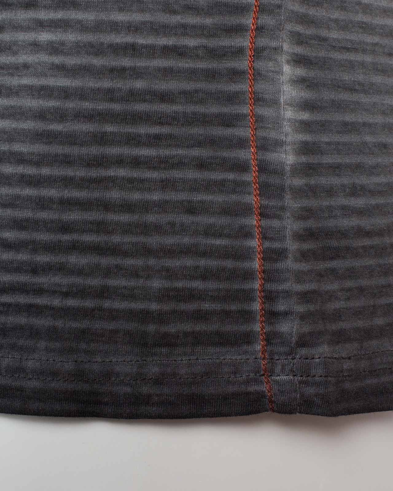 Tee-shirt grande taille rayé noir