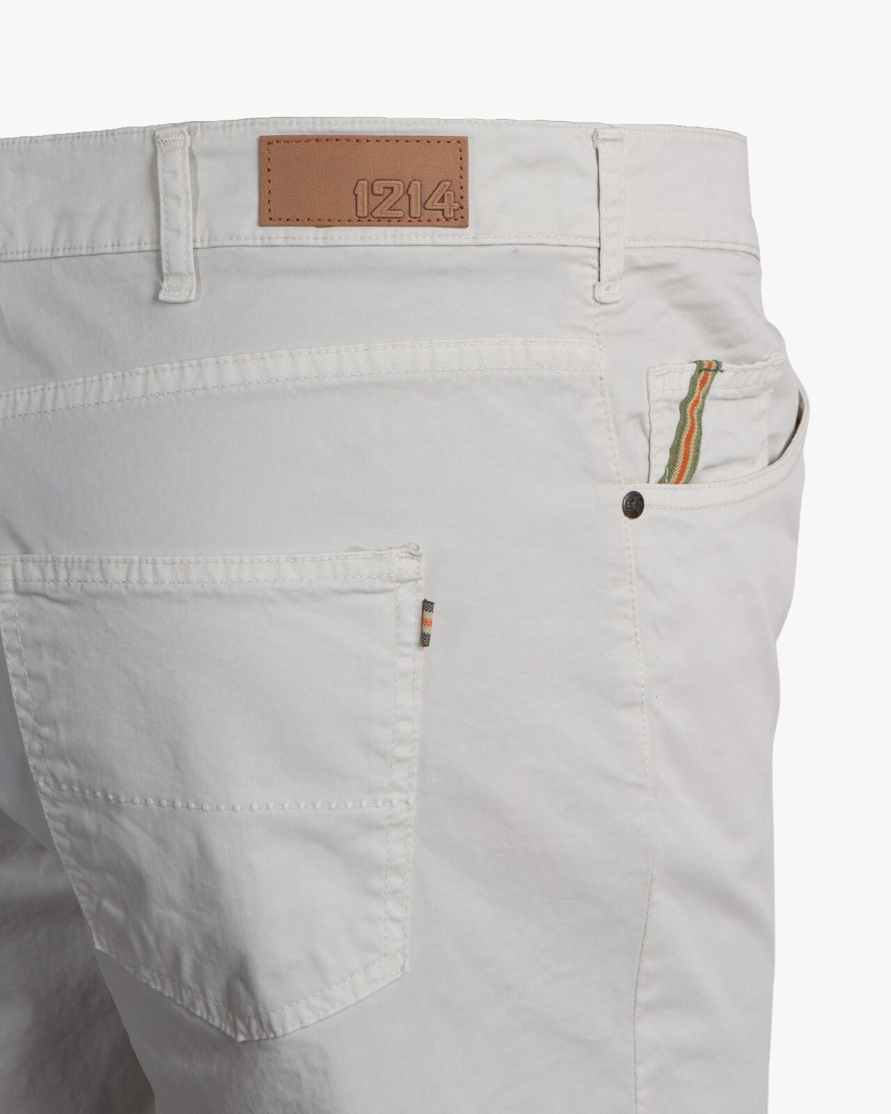 Short chino 5 poches grande taille écru