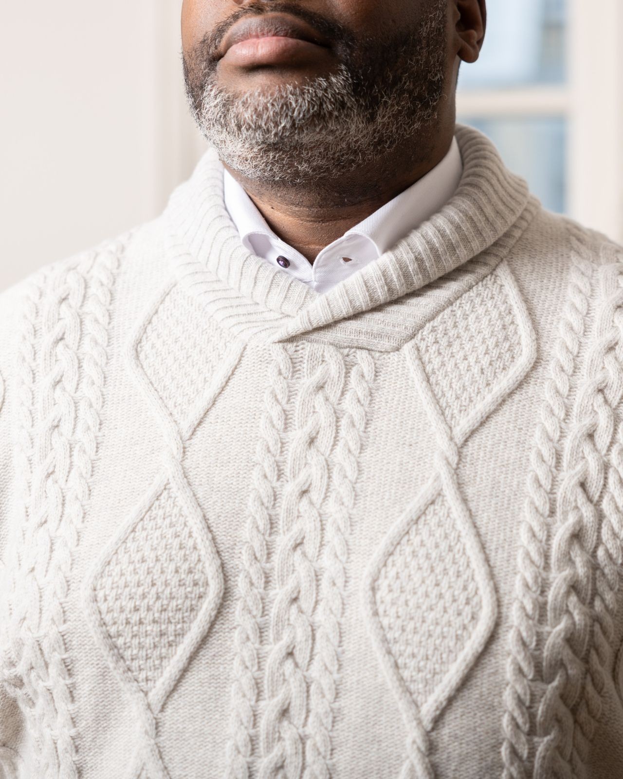 Pull col châle en laine grande taille beige