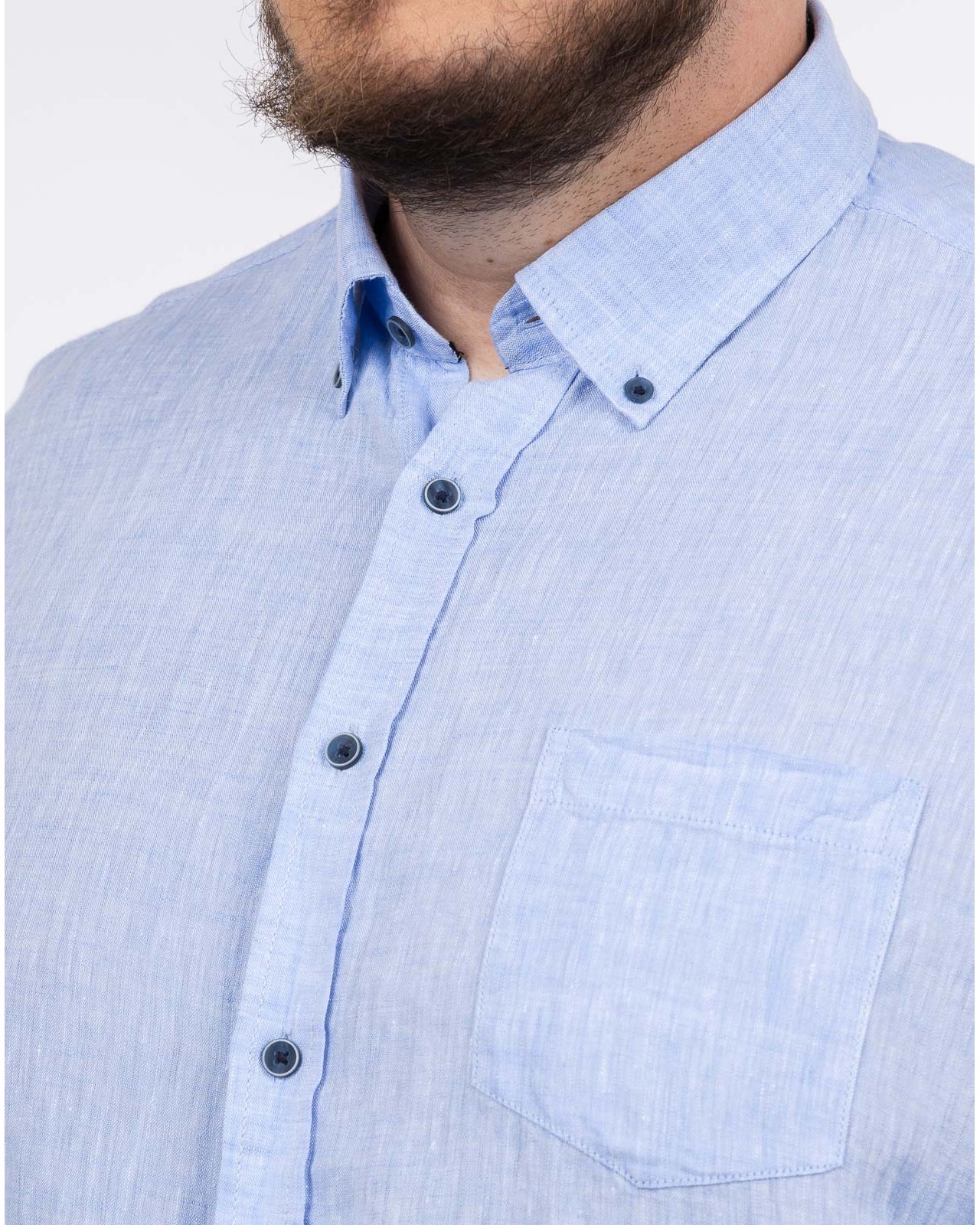 Chemise en lin grande taille bleu ciel