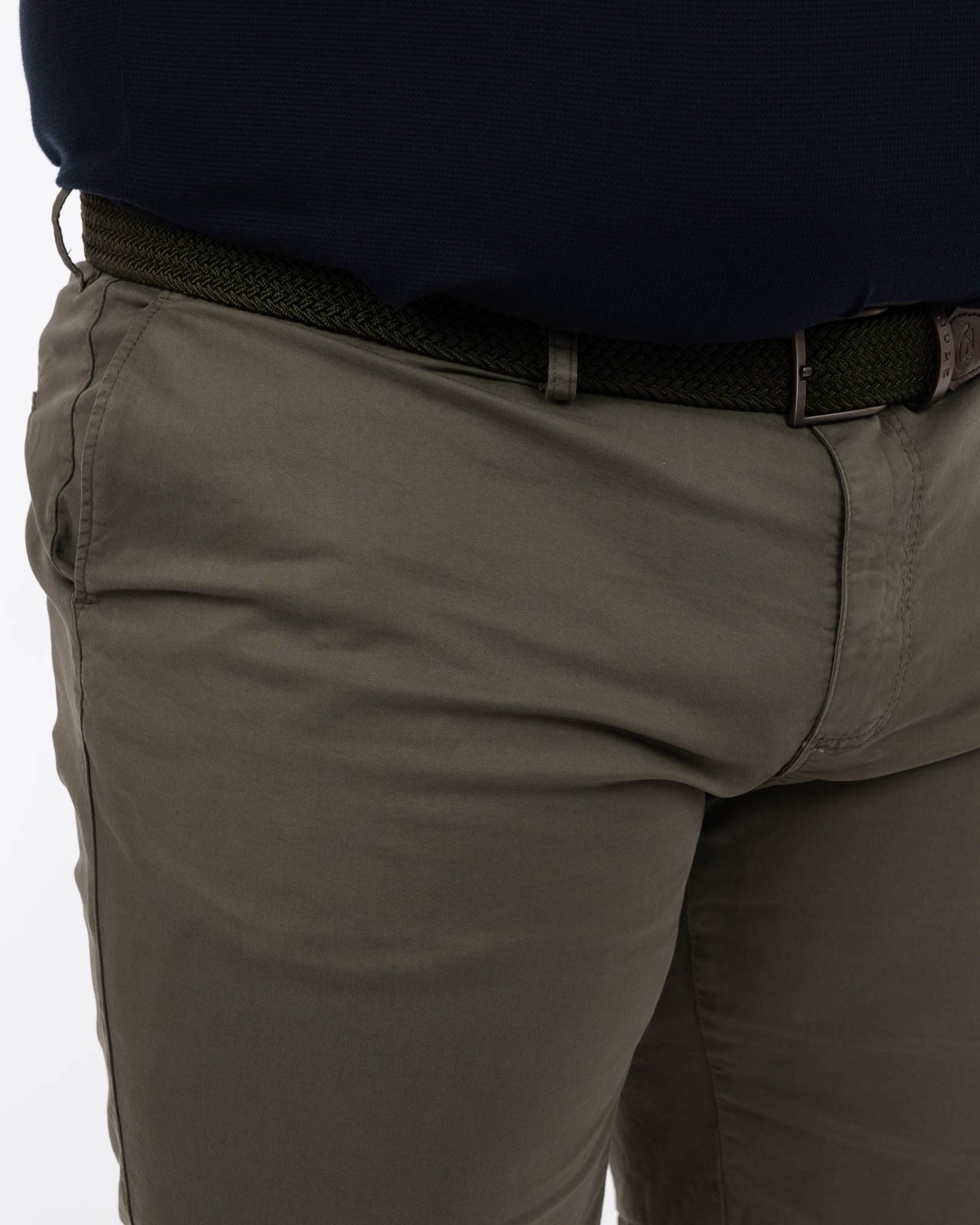 Short chino avec ceinture grande taille vert