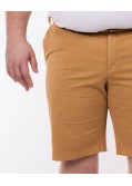 Short chino grande taille camel