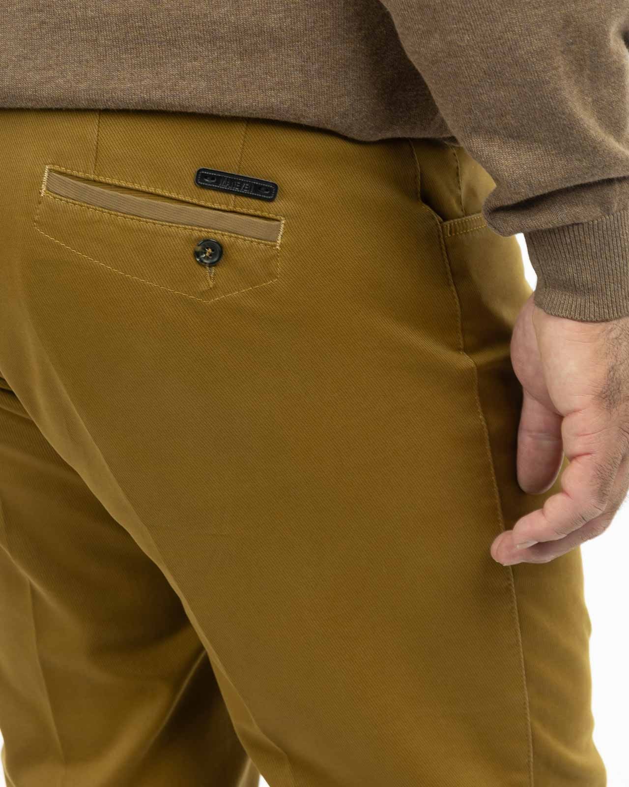 Pantalon chino grande taille jaune
