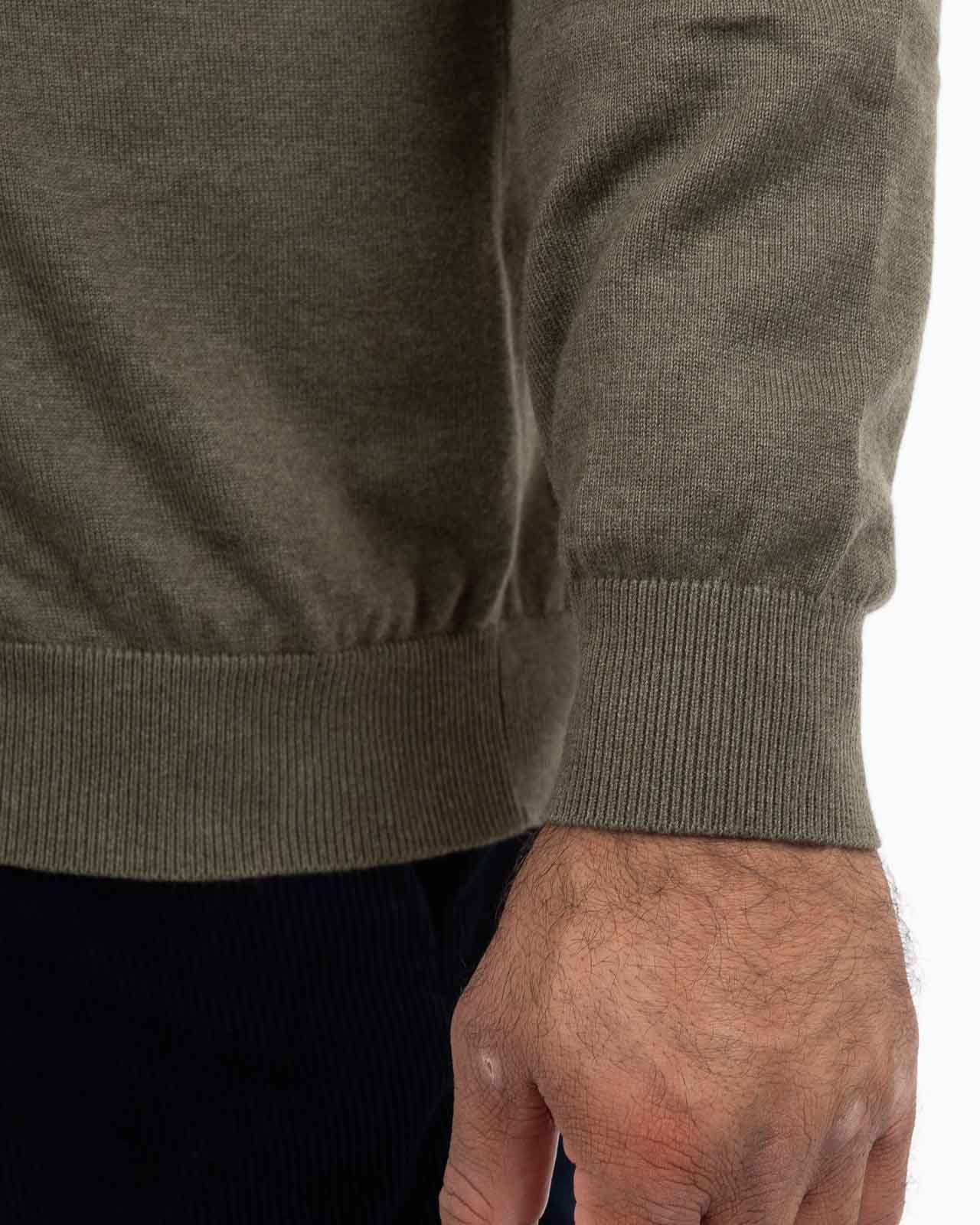 Pull col V en pima coton grande taille vert kaki