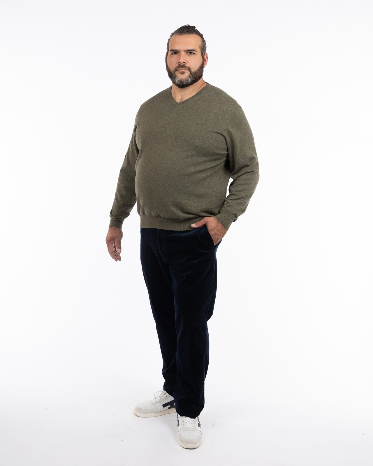 Pull col V en pima coton grande taille vert kaki