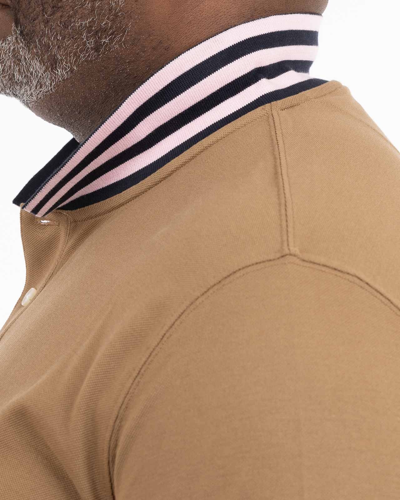 Polo piqué avec col contrasté grande taille marron