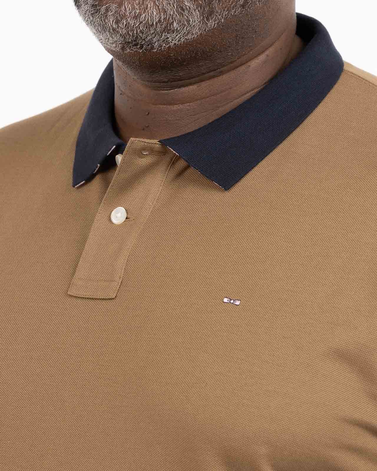 Polo piqué avec col contrasté grande taille marron
