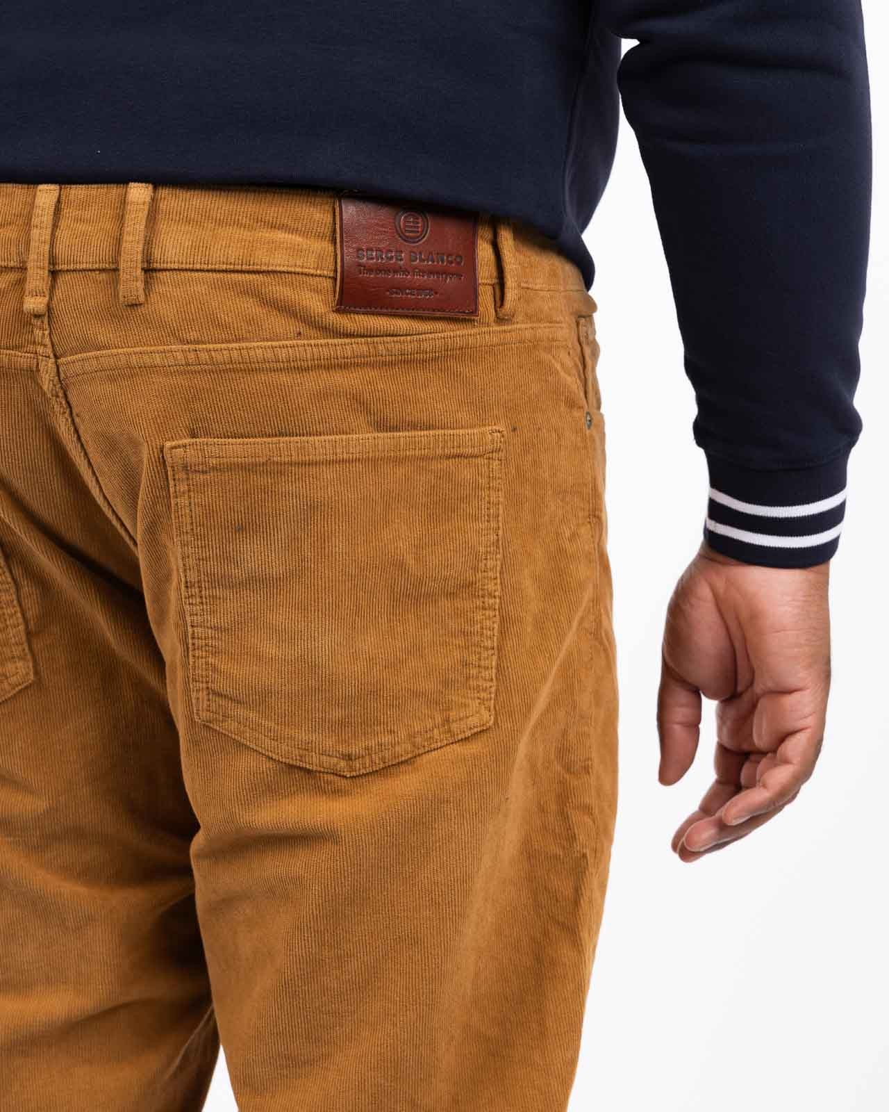 Pantalon 5 poches en velours grande taille camel