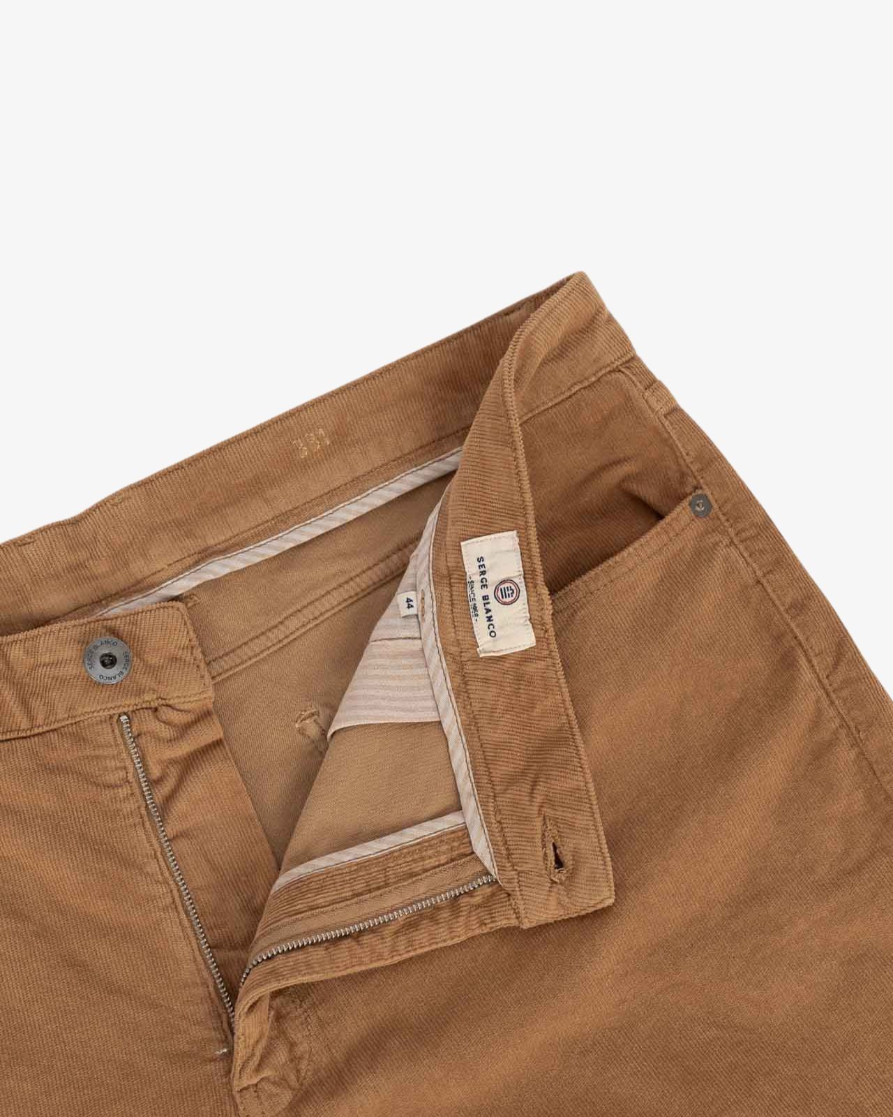 Pantalon 5 poches en velours grande taille camel