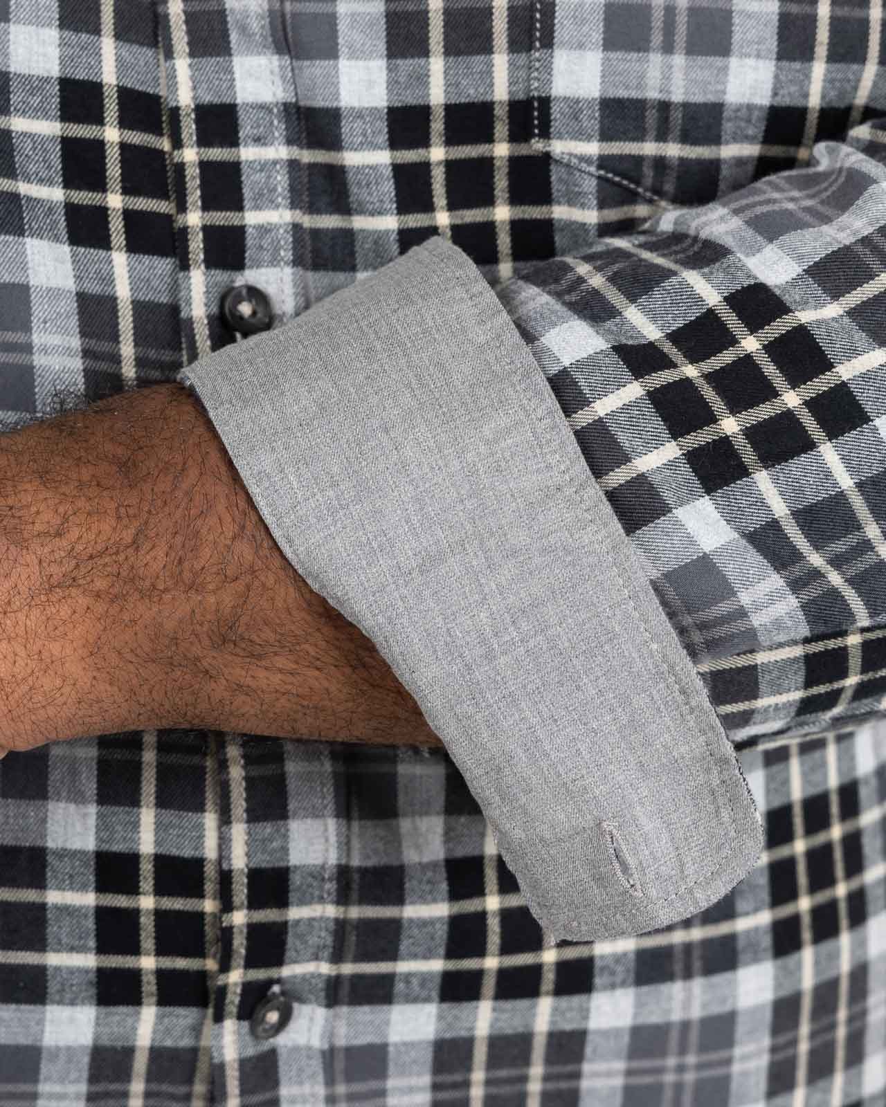 Chemise en flanelle à carreaux grande taille anthracite