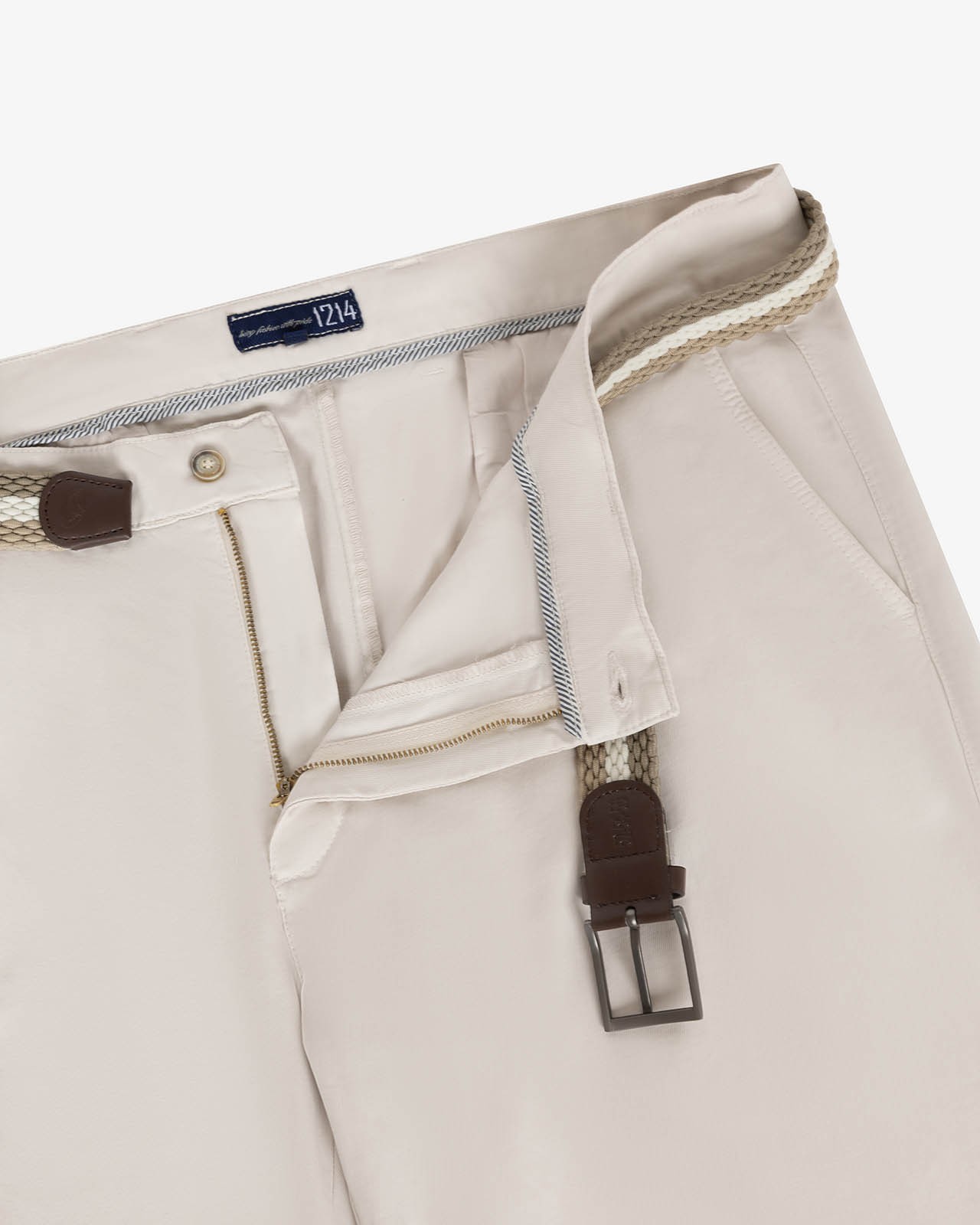 Pantalon chino avec ceinture grande taille écru