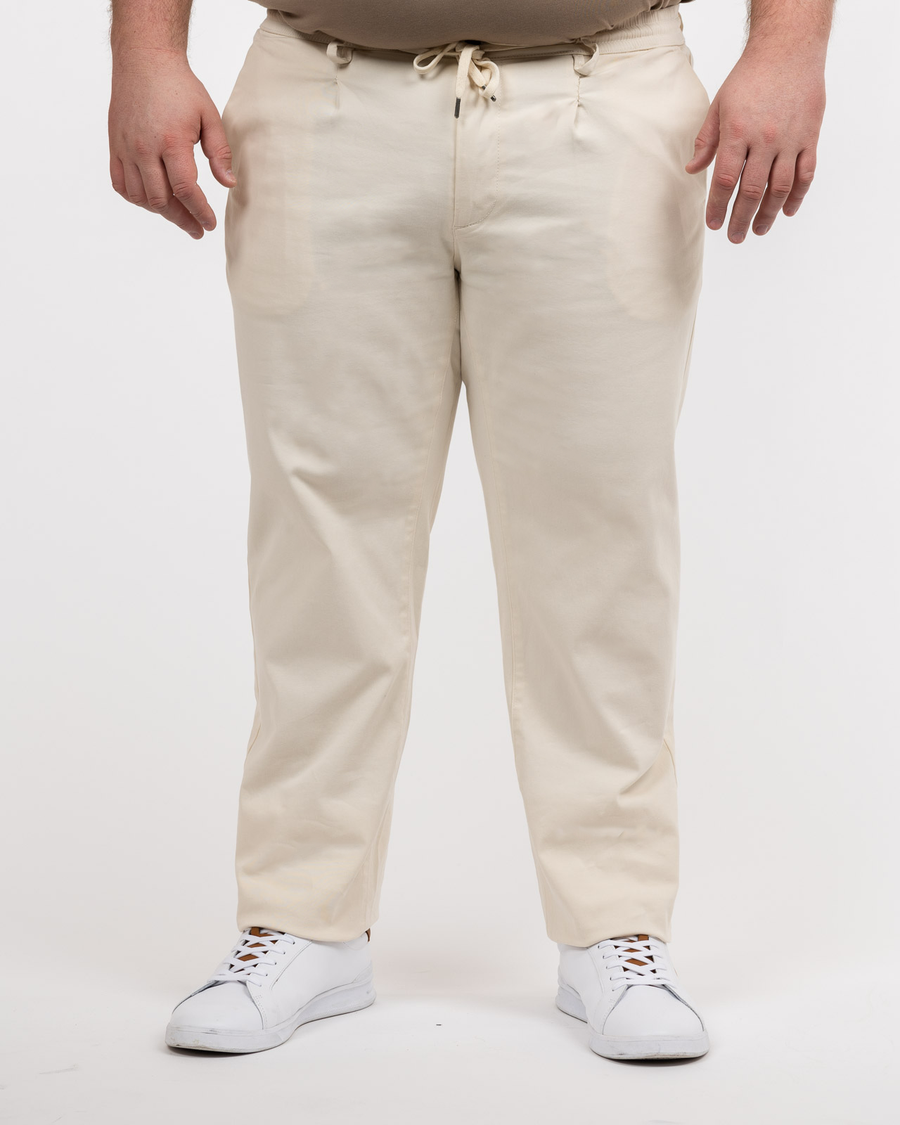 Pantalon à pinces grande taille écru