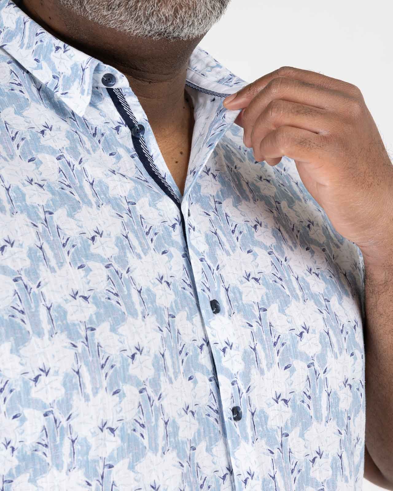 Chemisette fleurie grande taille bleu clair