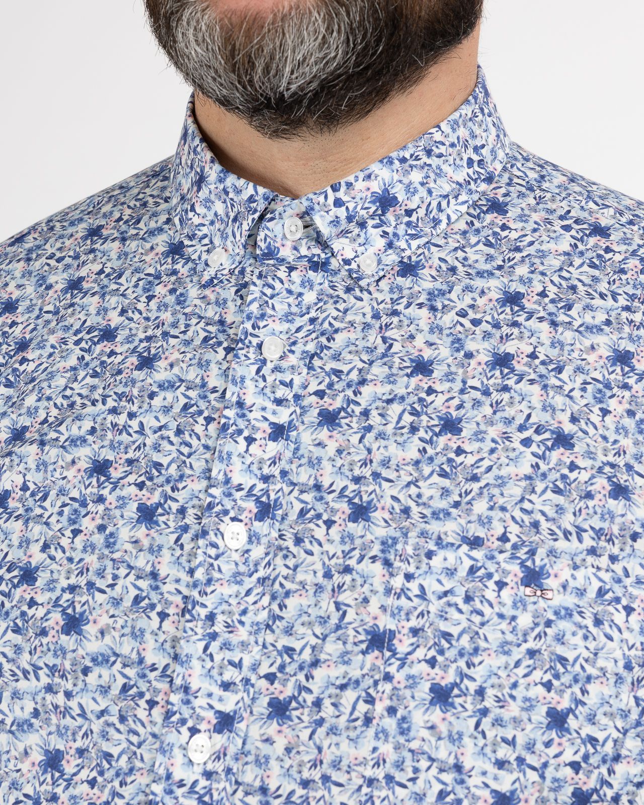 Chemise à fleurs grande taille bleu ciel