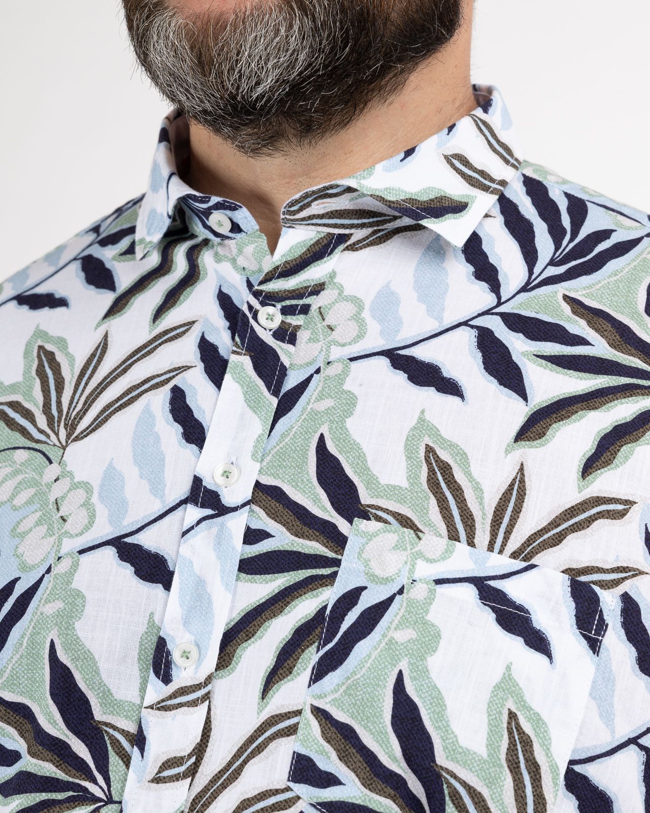 Chemisette grande taille vert facile à repasser