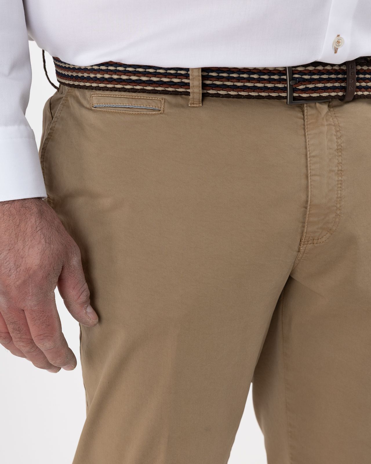 Pantalon chino en twill avec ceinture grande taille beige