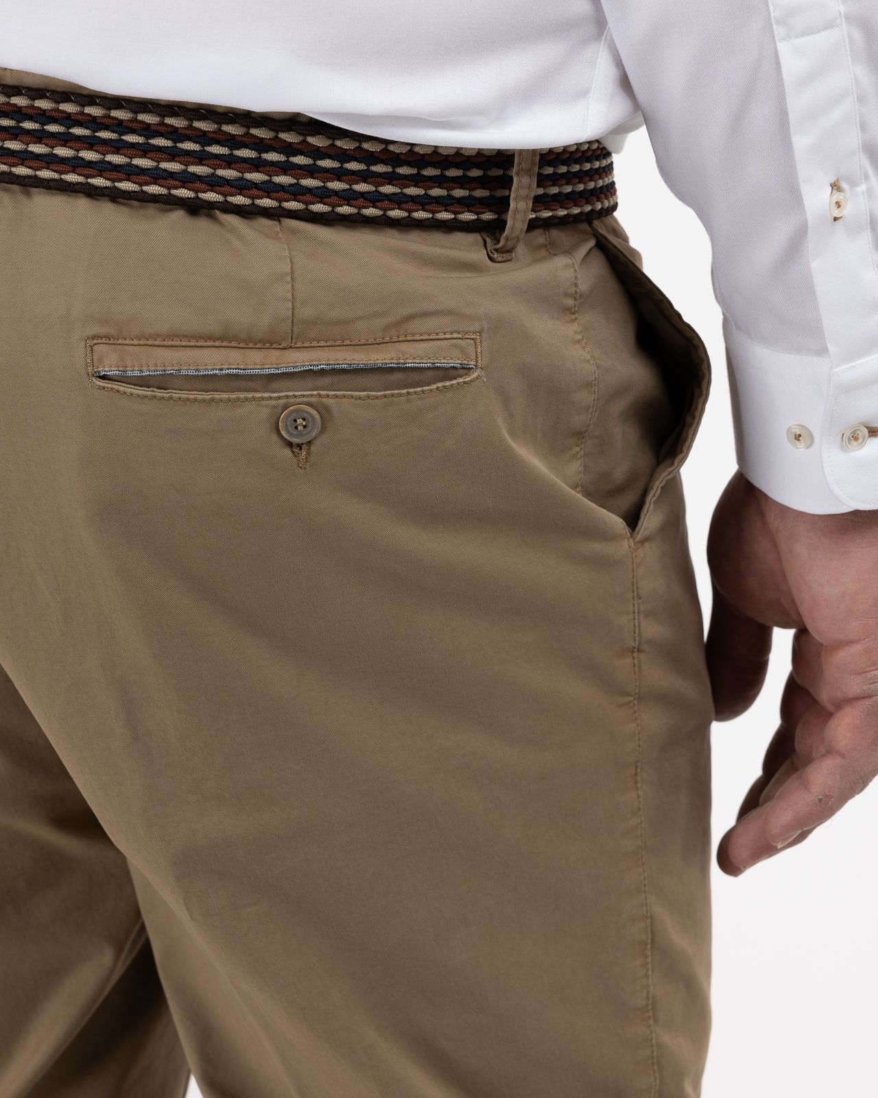 Pantalon chino en twill avec ceinture grande taille beige