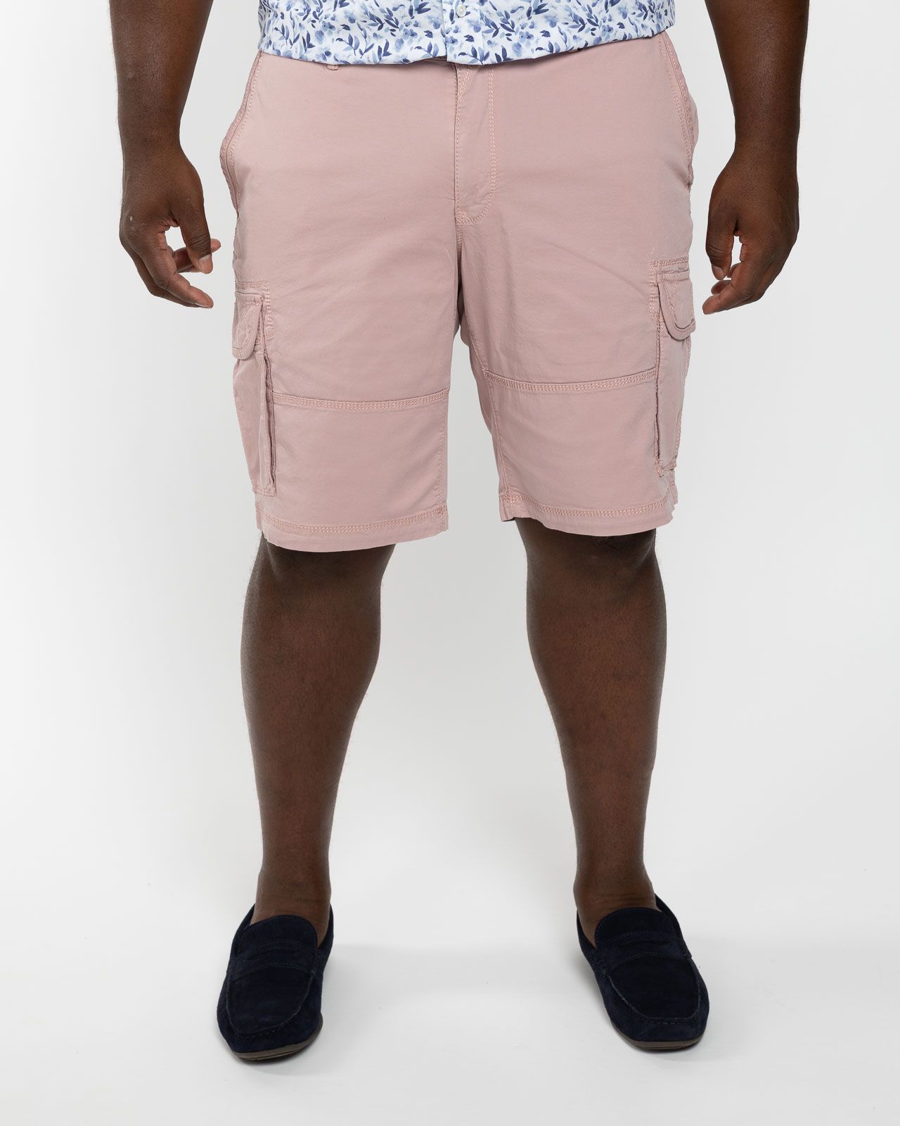 Short cargo grande taille vieux rose