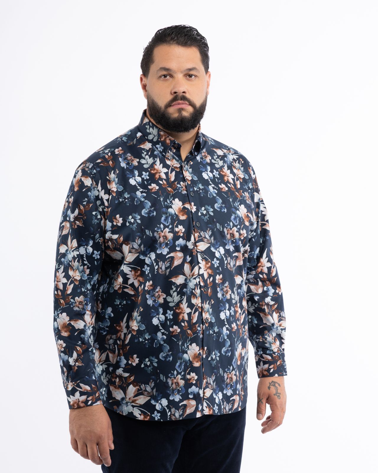 Chemise à fleurs facile à repasser grande taille bleu marine