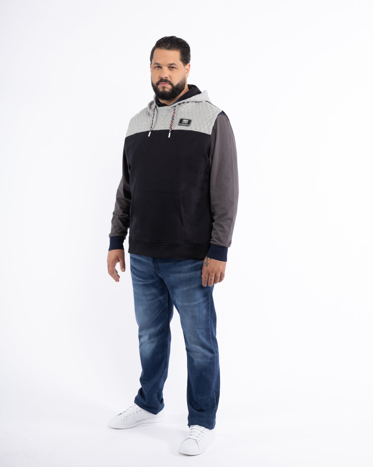 Sweat sans manches à capuche grande taille noir