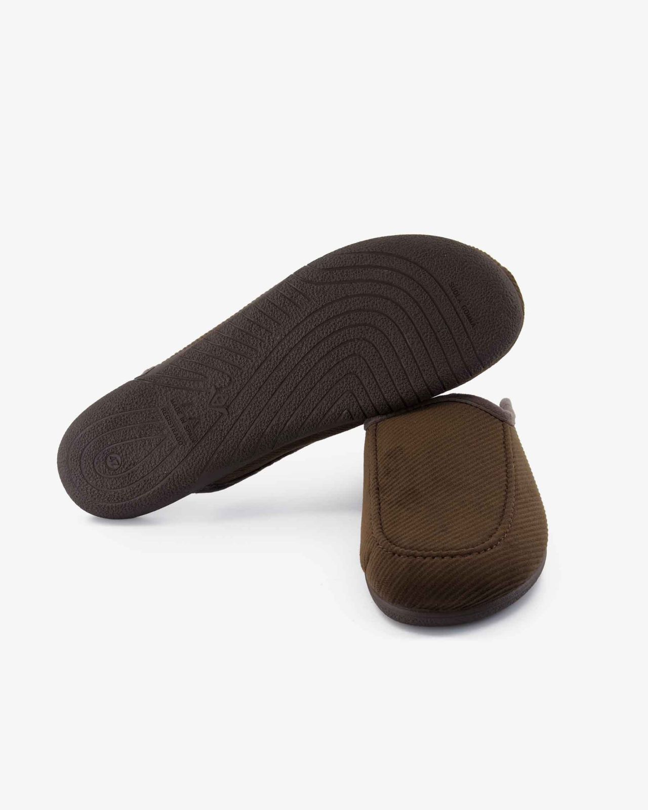 Chaussons grande taille marron