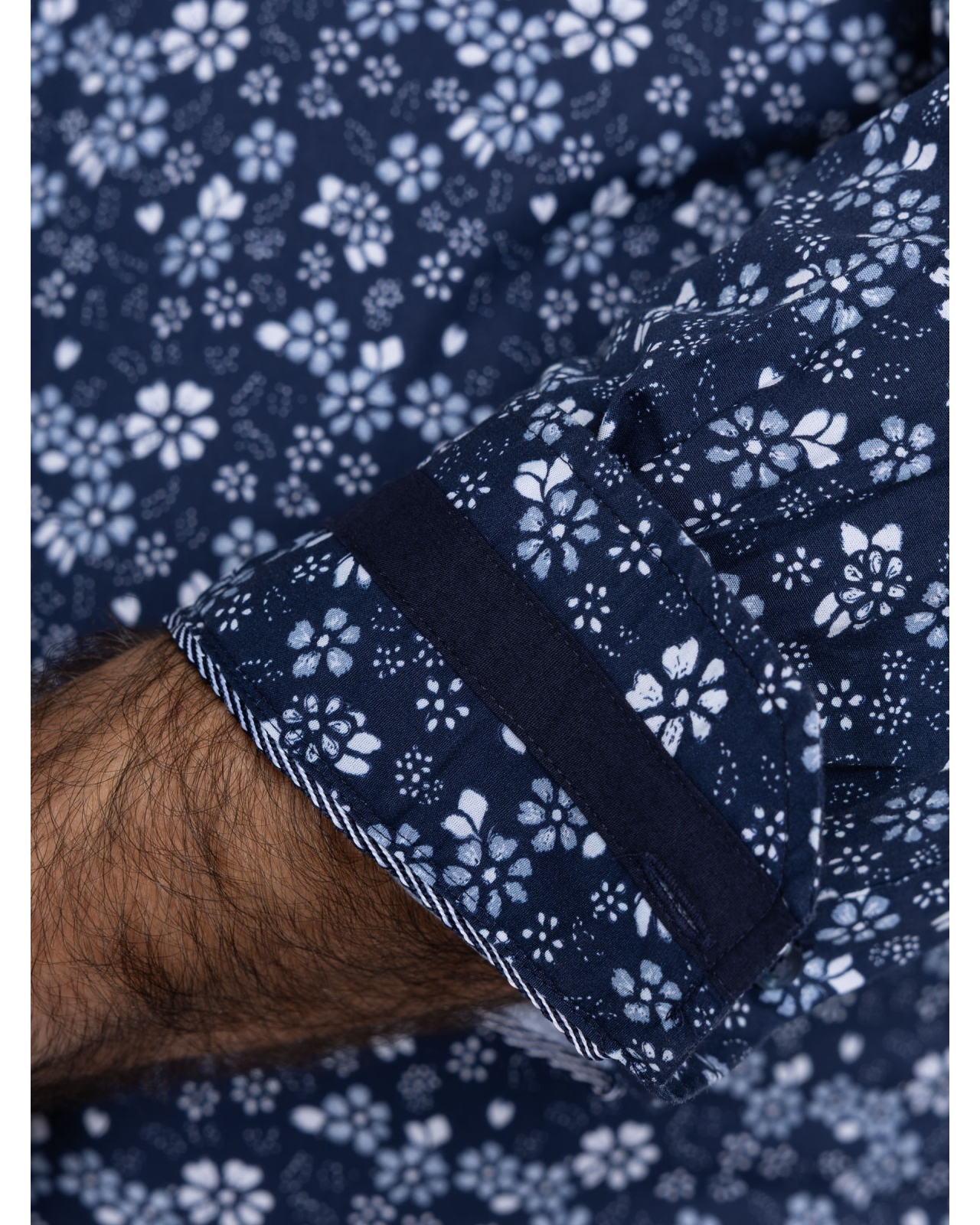 Chemise à fleurs grande taille bleu marine