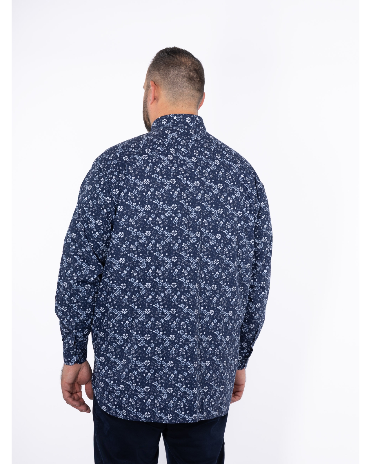 Chemise à fleurs grande taille bleu marine