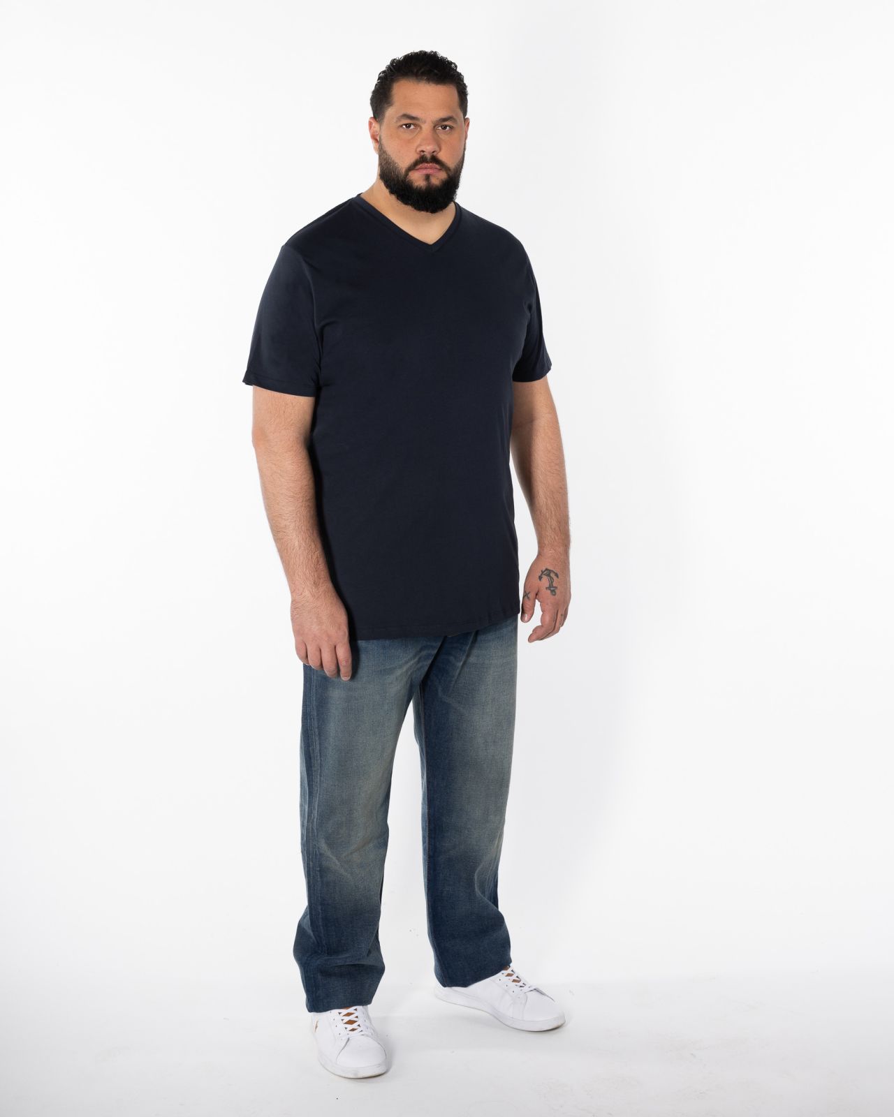 T-shirt col V pour homme grand bleu marine