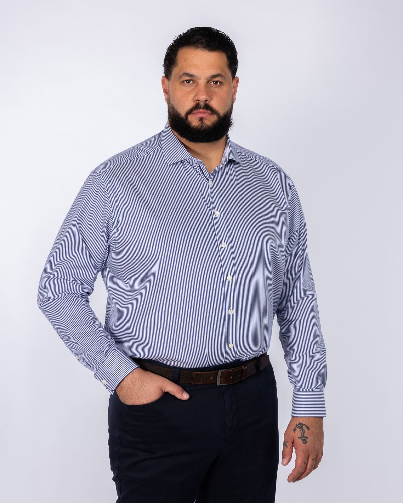 Chemise non iron à rayures bâtons grande taille bleu marine