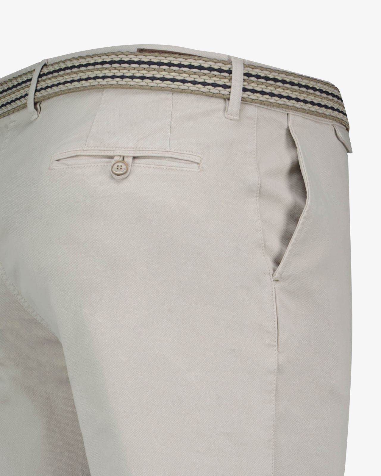 Pantalon chino avec ceinture grande taille écru