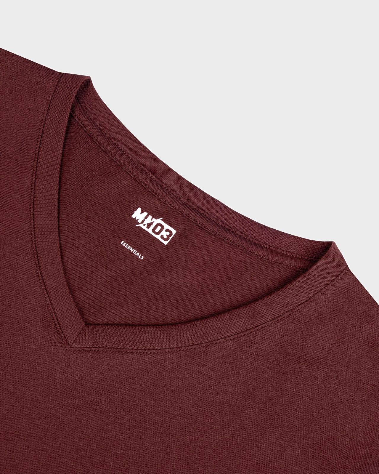 T-shirt col V grande taille bordeaux