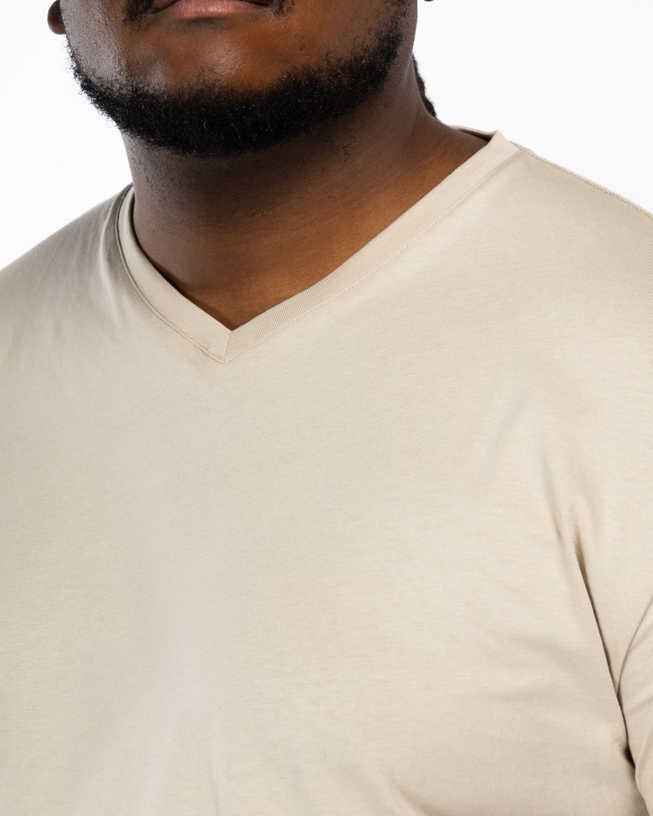 T-shirt col V uni grande taille beige