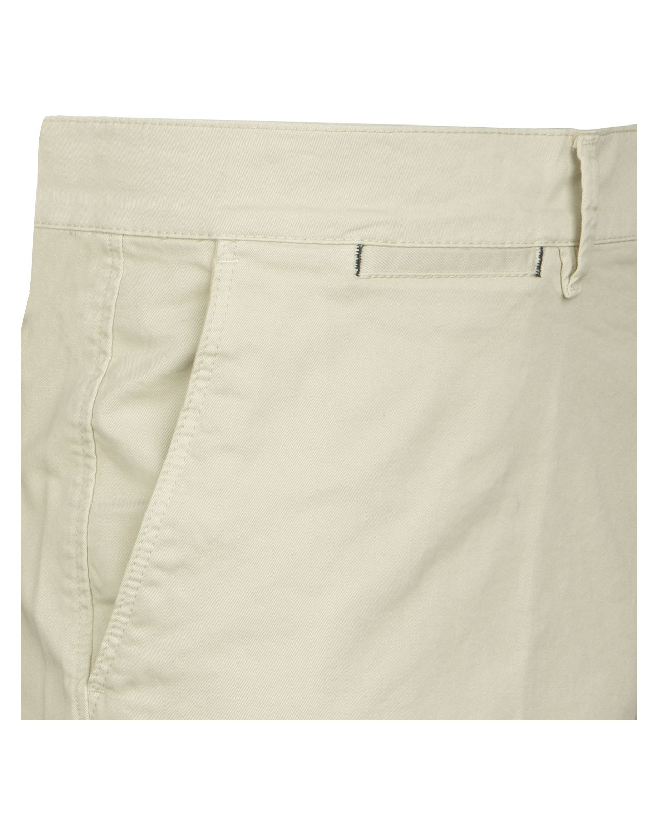 Short avec ceinture beige: grande taille jusqu'au 64FR (50US)