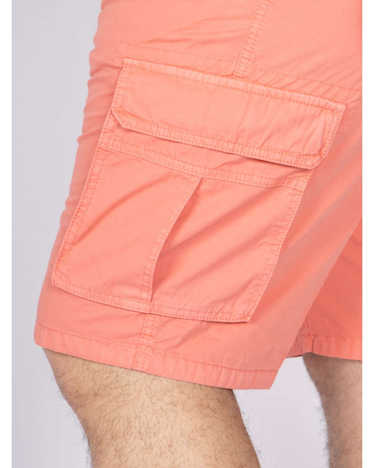 Short cargo Bugatti grande taille rose