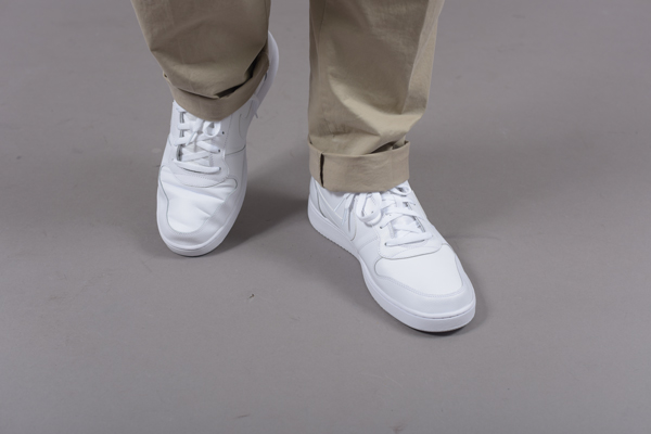 Basket blanche nike grande taille