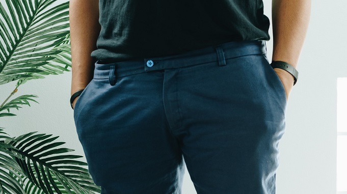 Pantalon taille basse bleu marine pour homme grand