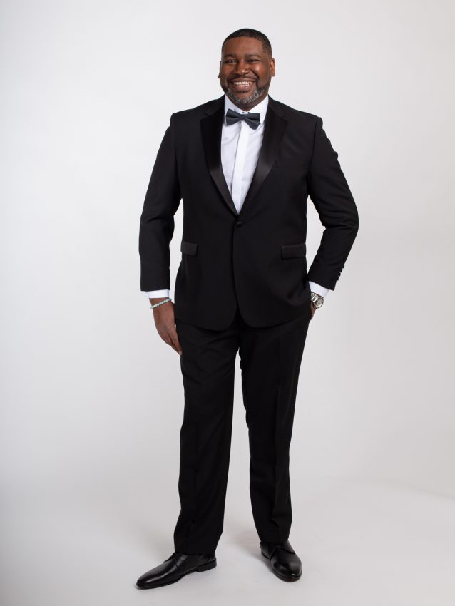 Porter un smoking grande taille pour les fêtes de fin d'année