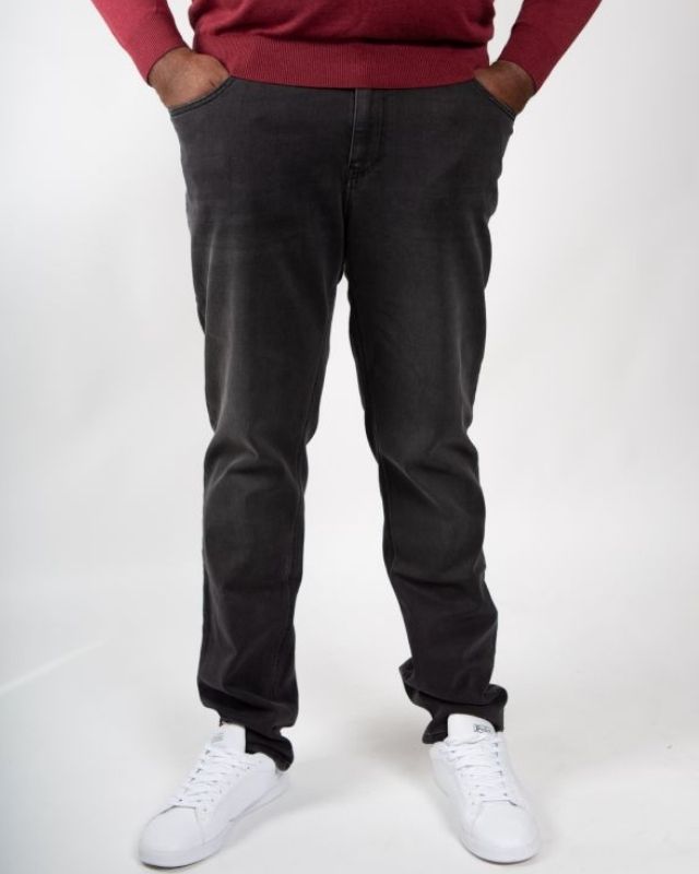 Jean Maneven noir grande longueur de jambe