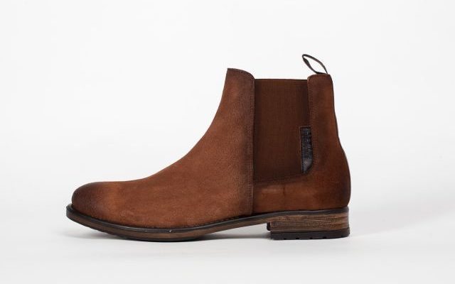 bottines chelsea en cuir taupe homme