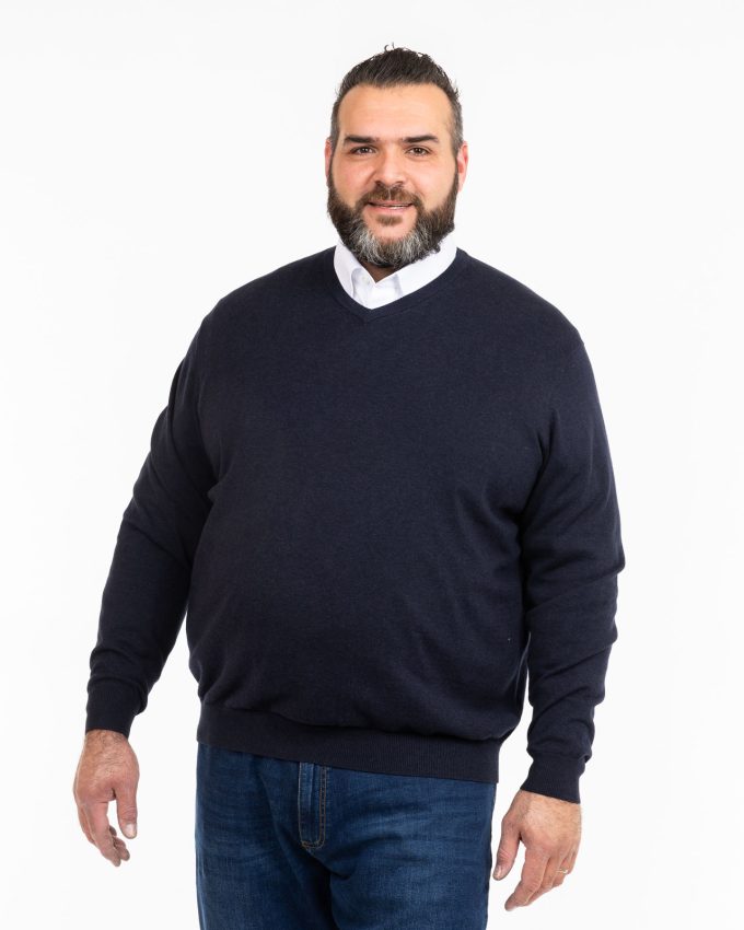 Pull col V grande taille sous chemise