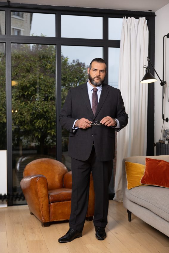 Look classique intemporel en costume grande taille