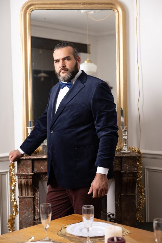 Tenue fêtes de fin d'année homme grande taille avec une veste en velours