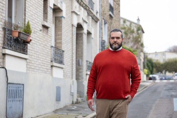 Quel-type-de-chemise-porter-sous-un-pull-